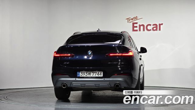 BMW X4 2021 — photo 4