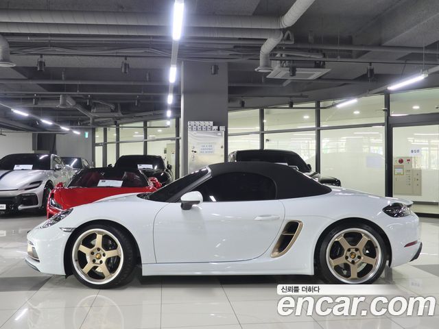 Porsche 718 2022 — photo 2