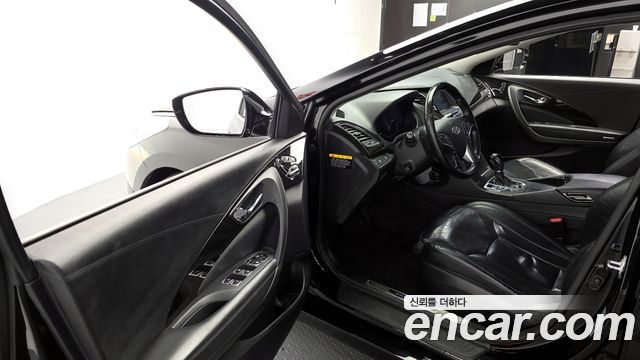 Hyundai Grandeur 2015 — photo 11