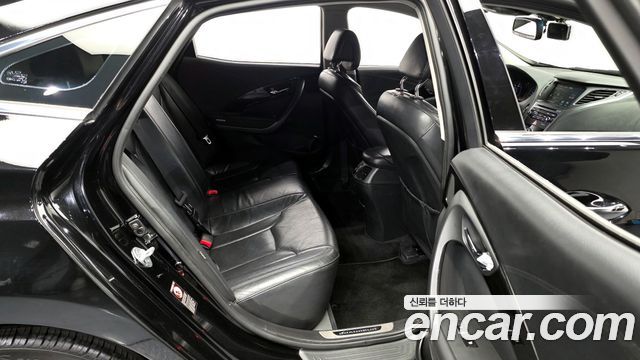 Hyundai Grandeur 2015 — photo 12