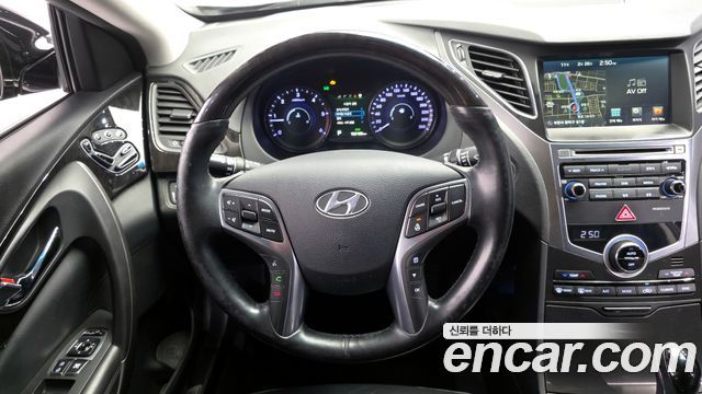 Hyundai Grandeur 2015 — photo 13