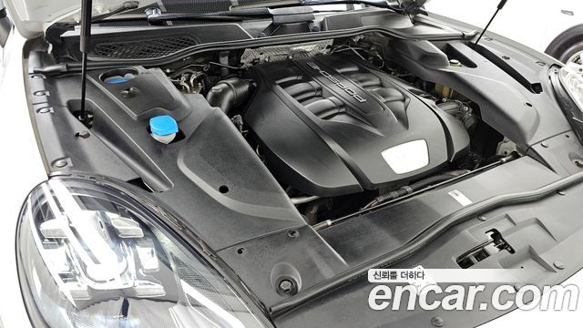 Porsche Cayenne 2017 — photo 6
