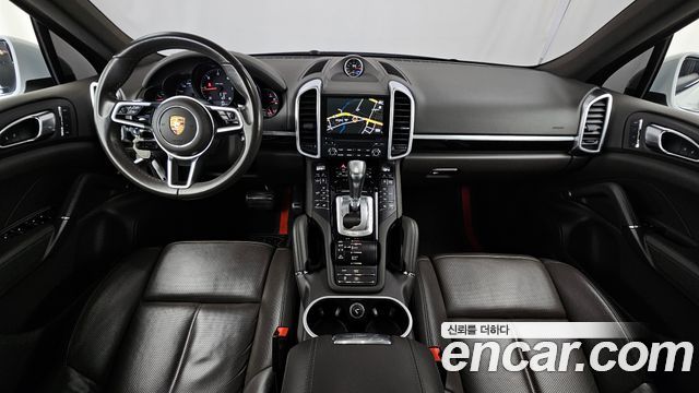 Porsche Cayenne 2017 — photo 7