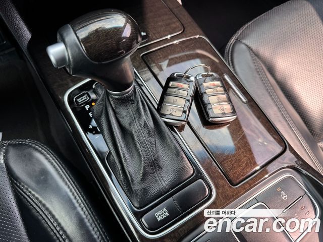 Kia K7 2013 — photo 9