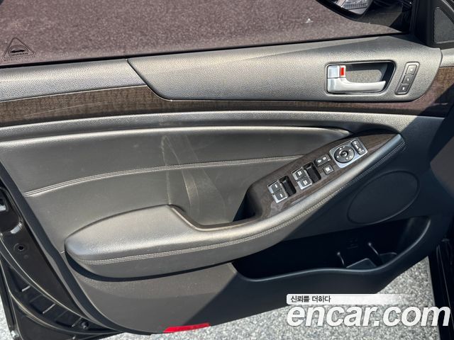 Kia K7 2013 — photo 11