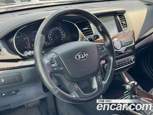 Kia K7 2013 — photo 12