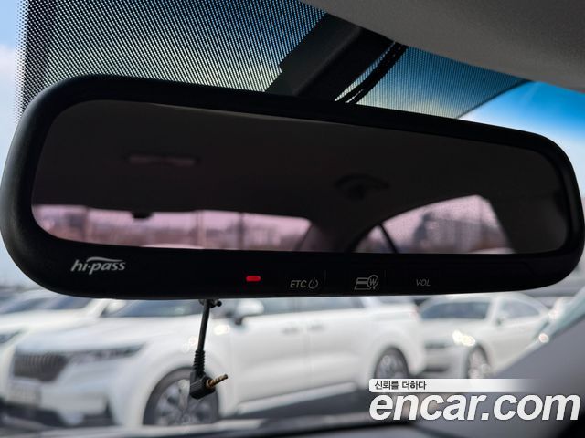 Kia K7 2013 — photo 15