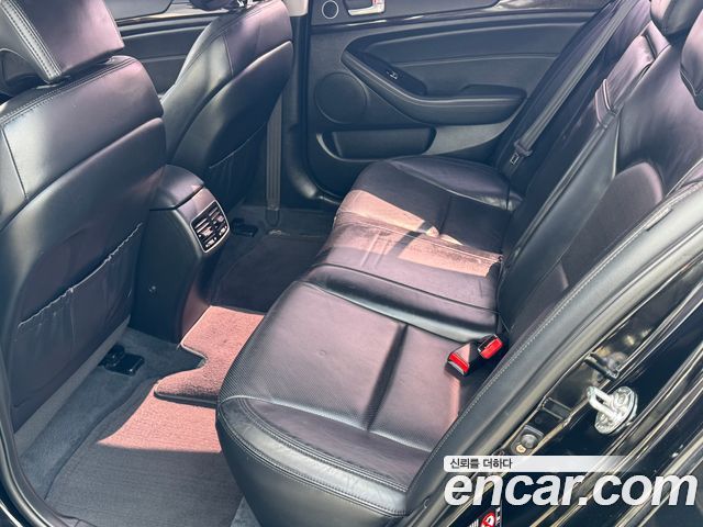 Kia K7 2013 — photo 17