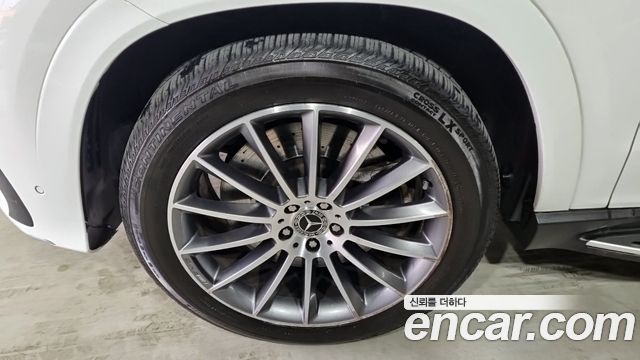 Mercedes-Benz GLE-Class 2024 — photo 5