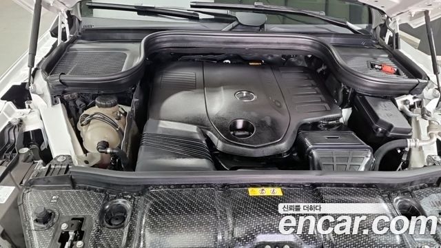Mercedes-Benz GLE-Class 2024 — photo 6