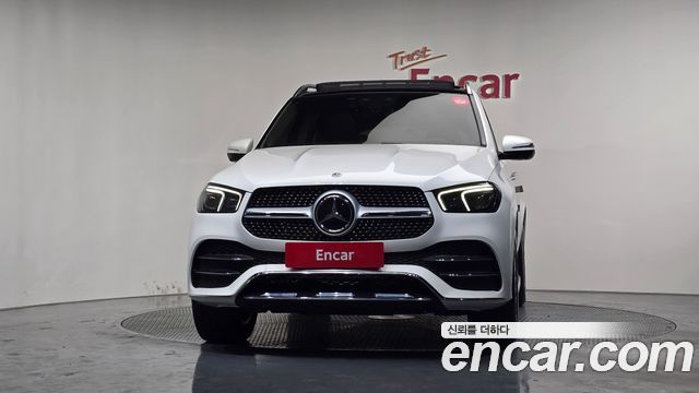 Mercedes-Benz GLE-Class 2020 — photo 3