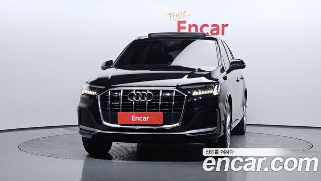Audi Q7 2021 — photo 3