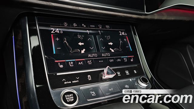 Audi Q7 2021 — photo 16