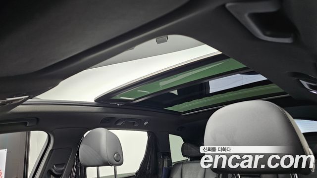 Audi Q7 2021 — photo 18