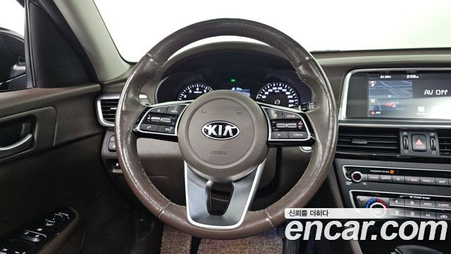 Kia K5 2020 — photo 11