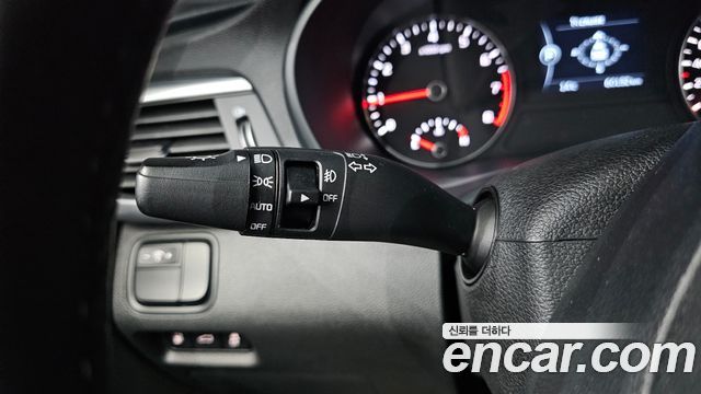 Kia K5 2016 — photo 14