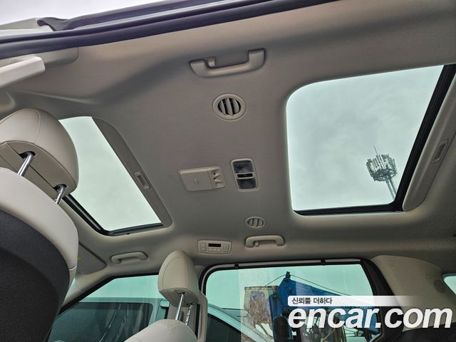 Kia Canival 2023 — photo 14