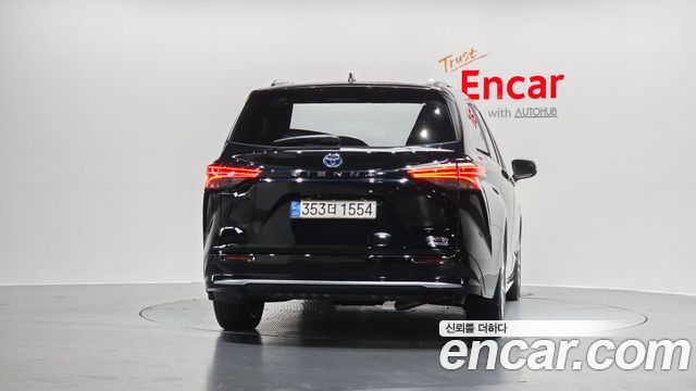 Toyota Sienna 2021 — photo 4