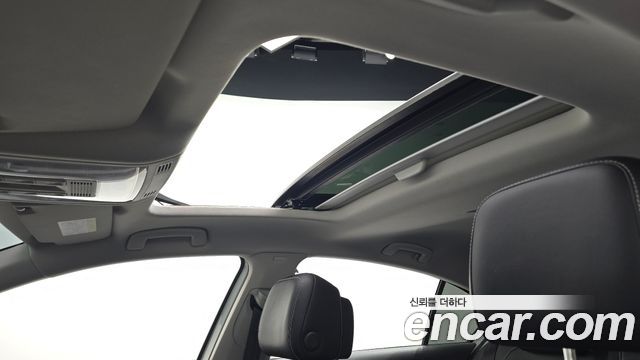Volkswagen Passat 2022 — photo 18