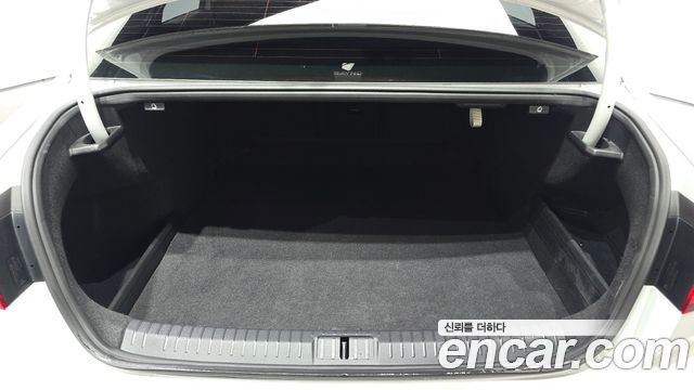 Volkswagen Passat 2022 — photo 20