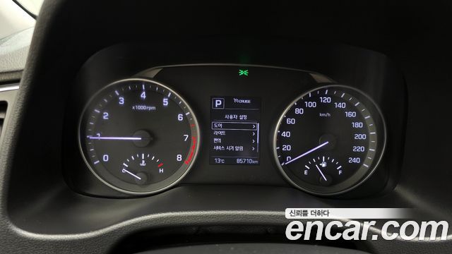 Hyundai AVANTE 2016 — photo 8