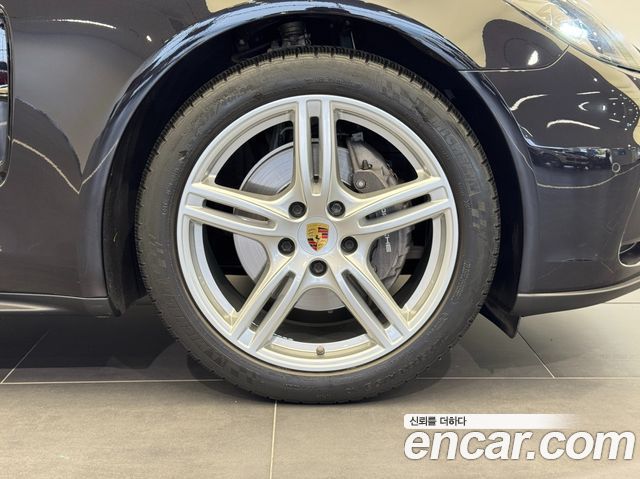 Porsche Panamera 2020 — photo 6