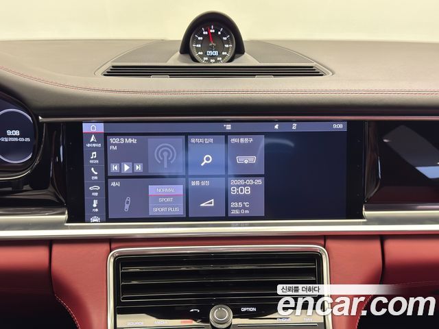 Porsche Panamera 2020 — photo 12