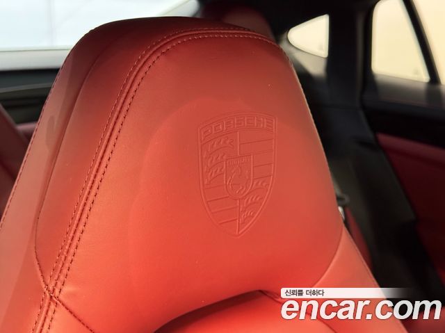 Porsche Panamera 2020 — photo 18
