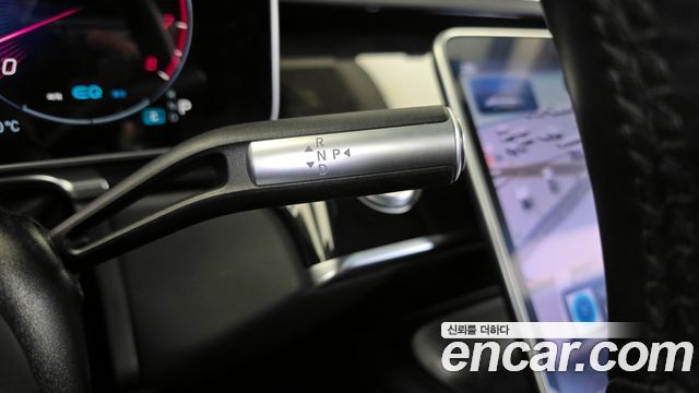 Mercedes-Benz S-Class 2022 — photo 9