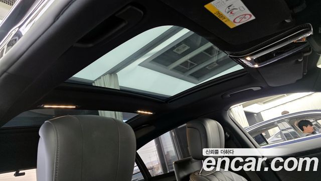 Mercedes-Benz S-Class 2022 — photo 17