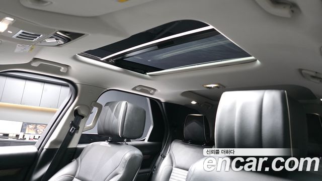 Land Rover Discovery 2017 — photo 17