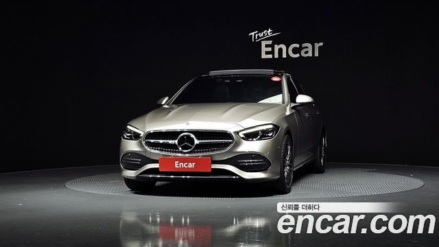 Mercedes-Benz C-Class 2022 — photo 3