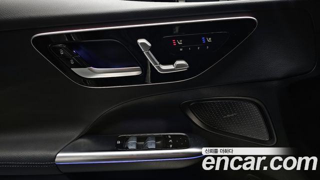 Mercedes-Benz C-Class 2022 — photo 16