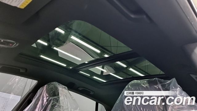 Audi Q8 2020 — photo 14