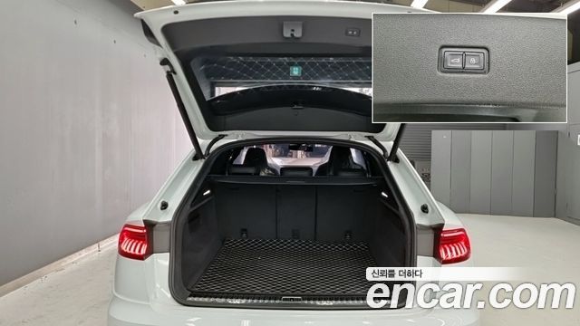 Audi Q8 2020 — photo 17