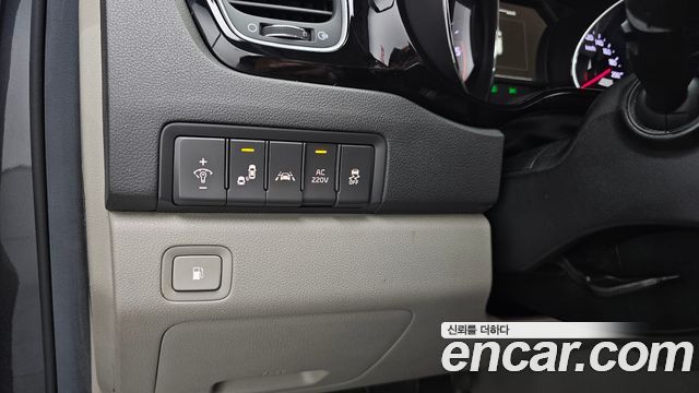 Kia Canival 2017 — photo 14