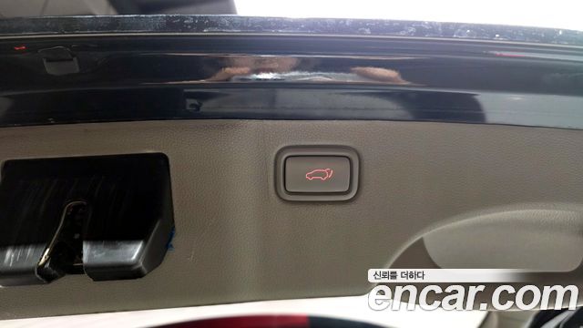 Kia Canival 2018 — photo 20