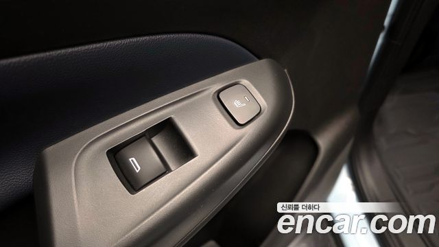 Chevrolet Korea 볼트 EUV 2023 — photo 18