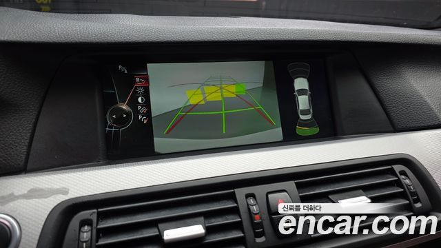 BMW 5-Series 2013 — photo 15