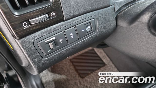 Hyundai Sonata 2012 — photo 13