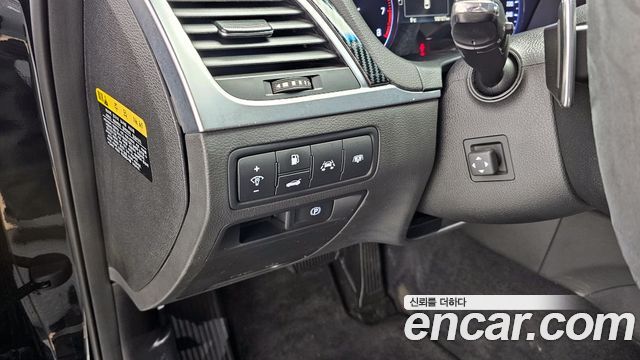 Hyundai Genesis 2016 — photo 17