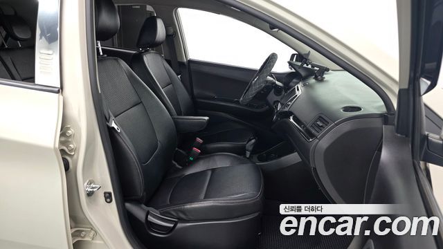 Kia morning 2015 — photo 10