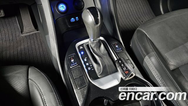 Hyundai Santafe 2016 — photo 9
