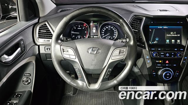 Hyundai Santafe 2016 — photo 13