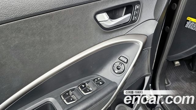 Hyundai Santafe 2016 — photo 14