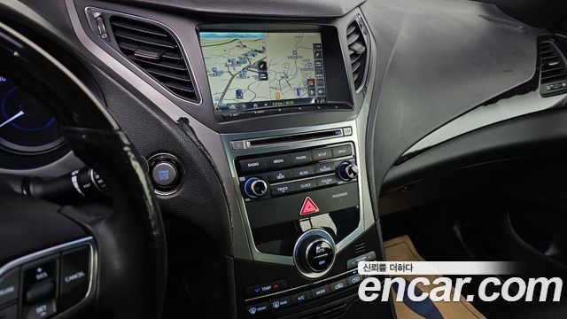 Hyundai Grandeur 2015 — photo 16