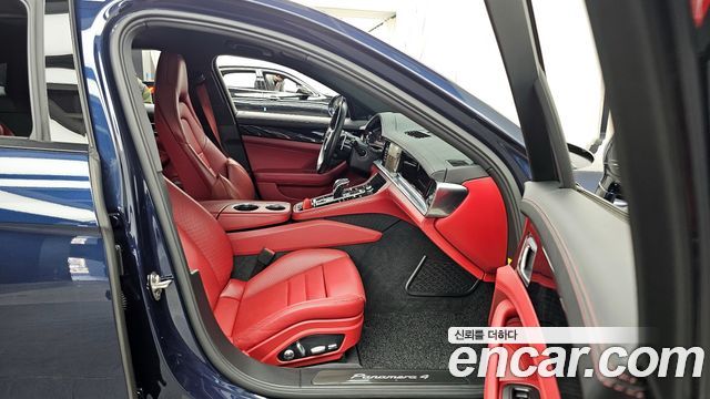 Porsche Panamera 2021 — photo 11