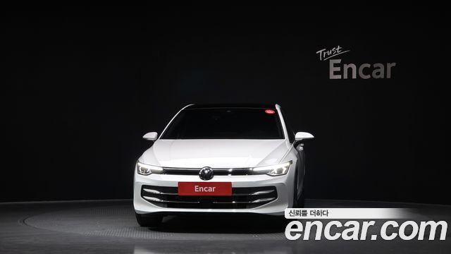 Volkswagen Golf 2025 — photo 3