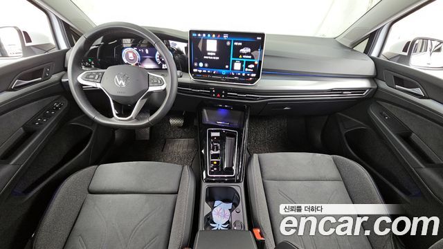 Volkswagen Golf 2025 — photo 7