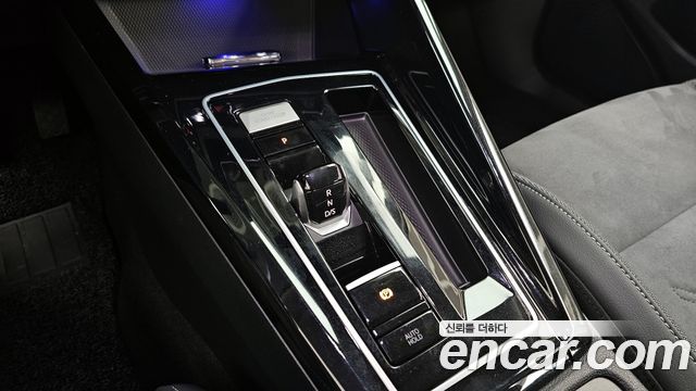 Volkswagen Golf 2025 — photo 9